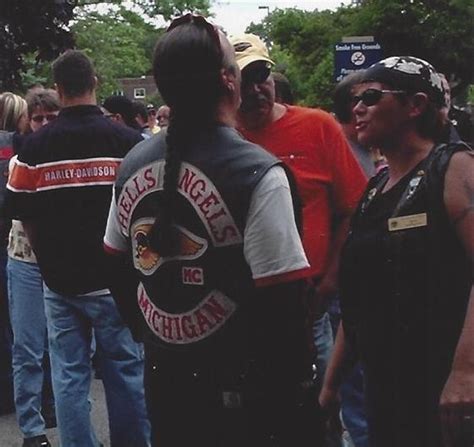 outlaw motorcycle clubs in michigan|hells angels michigan clubhouse.